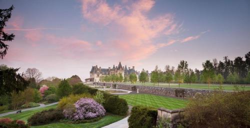 Village Hotel on Biltmore Estate