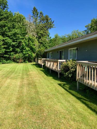 乔治湖林恩艾尔汽车旅馆 乔治湖林恩艾尔汽车旅馆