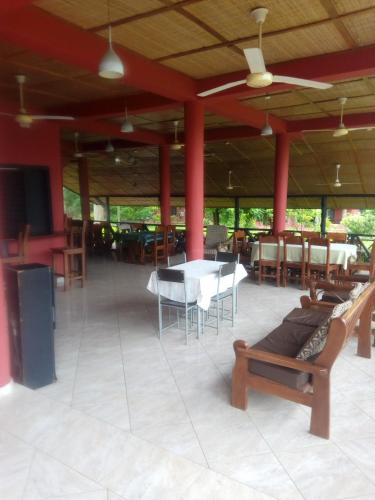 مطعم, Big Foot Safari Lodge in Ashanti