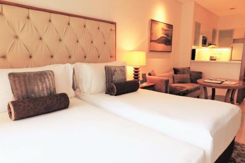 Joy-Nostalg Hotel & Suites Manila Managed by AccorHotels