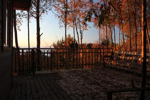 Cabañas Mas Ke Miel (Cabanas Mas Ke Miel) in Lago Ranco