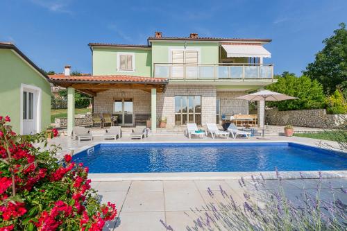  Apartments Cekada in Labin