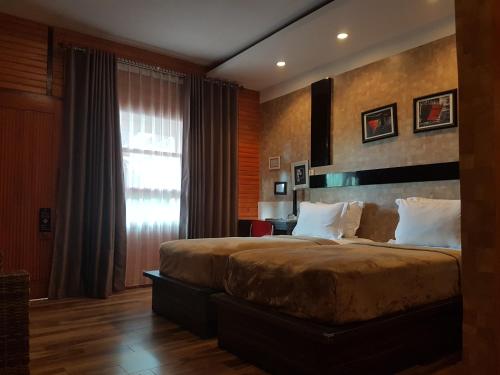 Lawaka Hotel in Ampana