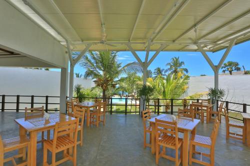 المنظر الخارجي, أروجامباي روكوس (Arugambay Roccos) in خليج أروجام