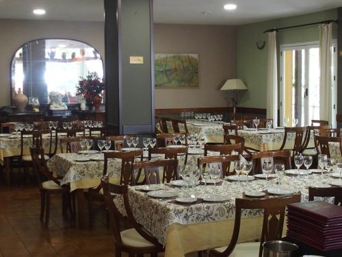 餐廳, 塔布拉左酒店 (Hotel El Tablazo) in 比利亞爾巴德拉塞拉