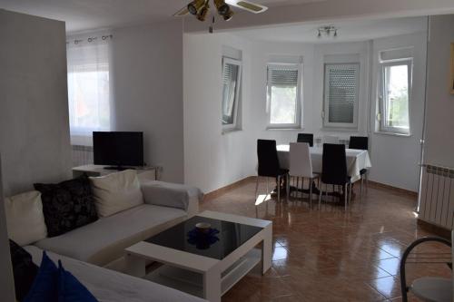  Bernarda in Novigrad