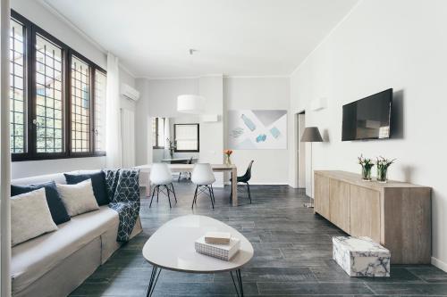 Opera Residence - main image