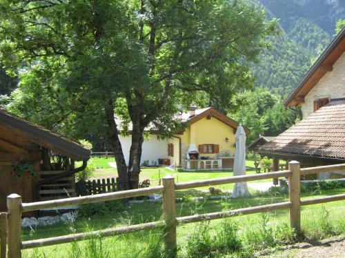 Chalet La Montagnola, Pension in Borgo bei Borgo