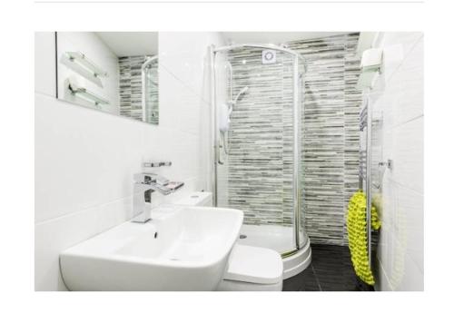 treetops flat3 Hall Green B28, Birmingham (foto 4)