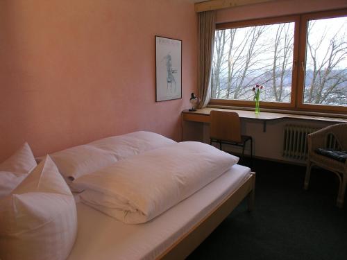 1 double bed