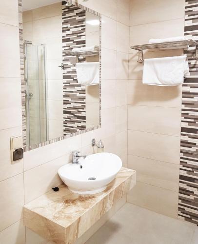 Hotel - Restauracja SŁONECZNA - image 7