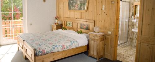 1 queen bed