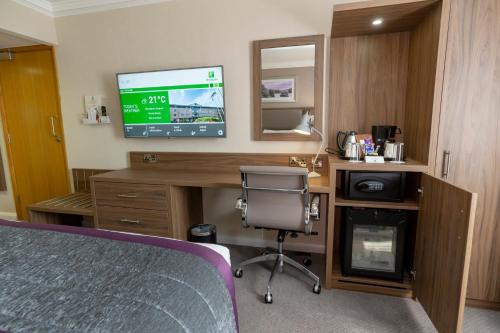 Holiday Inn Nottingham an IHG Hotel - image 3