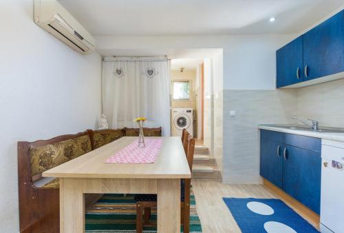 Apartment Arena - image 7