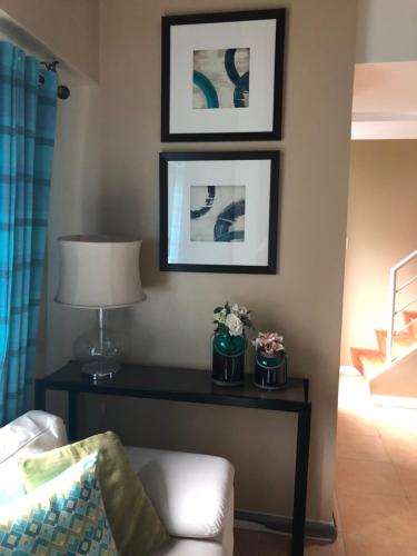 Loft condo beside Shangri-La Fort