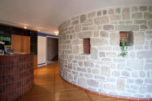 Előcsarnok, Logis Hotel Restaurant La Tour in Chasse-sur-Rhone