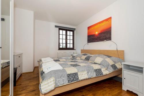 Premium Holiday House by Renters - image 4
