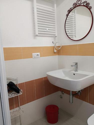 Bathroom, Marima in Pollenza