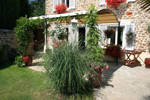 Вхід, Gites Le Petit Nailly in Шеврез