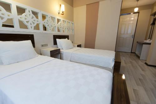 1 doppelbett oder 2 einzelbetten, deluxe, balkon
