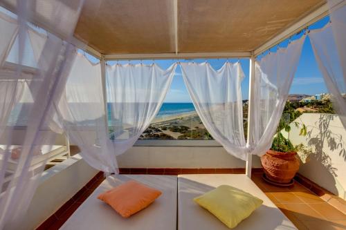 Faciliteter, SBH Crystal Beach Hotel & Suites in Fuerteventura