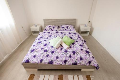 City View Apartment - image 6