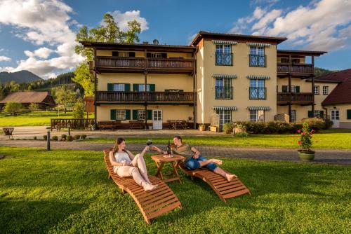 Ferienwohnungen Hotel Garni Dörflerwirt - Apartment - Aflenz Kurort