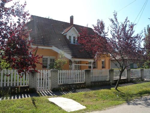  Apartment in Balatonboglar/Balaton 18231 in Balatonboglár