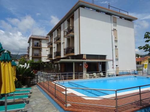 Astra Hotel