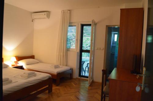 Apartment - Ground Floor image 10