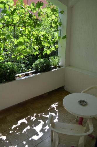 Apartment with Garden View image 10