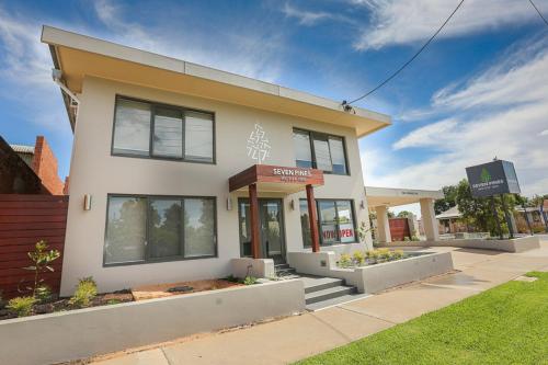 Seven Pines Motor Inn - Buronga