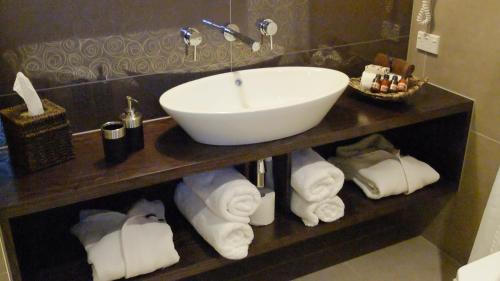 Executive Studio with Spa Bath