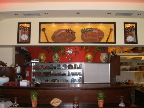 Hotel White Rose Beach - image 6