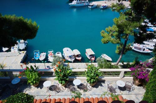 Liadromia Hotel - image 4