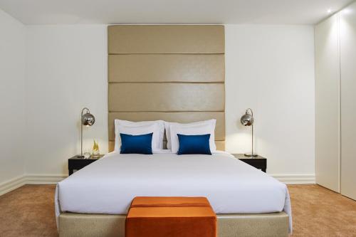 Deluxe Double or Twin