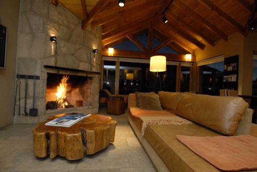 Empfangshalle, Galileo Boutique Hotel Cerro Catedral in San Carlos de Bariloche