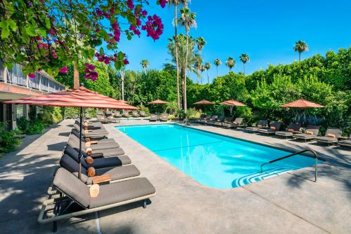 Santiago Resort - Palm Springs Premier Gay Men’s Resort - main image