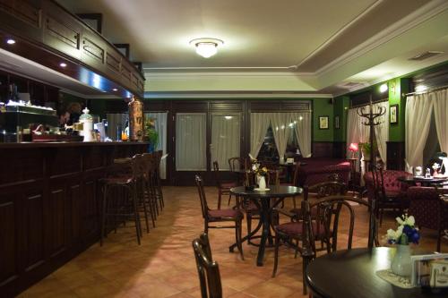 Adler Hotel - image 7