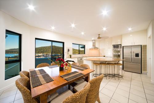 Portside Whitsunday Luxury Holiday Apartments