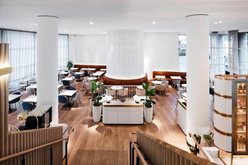 Novotel Sydney Darling Square - main image