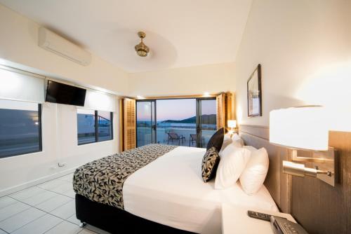 Portside Whitsunday Luxury Holiday Apartments