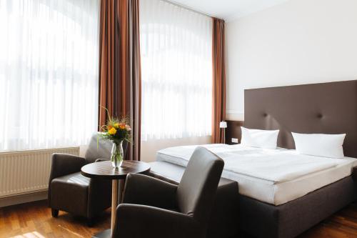 Strandhotel Binz - image 4