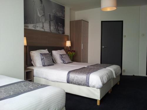 The Concert Hotel - image 7