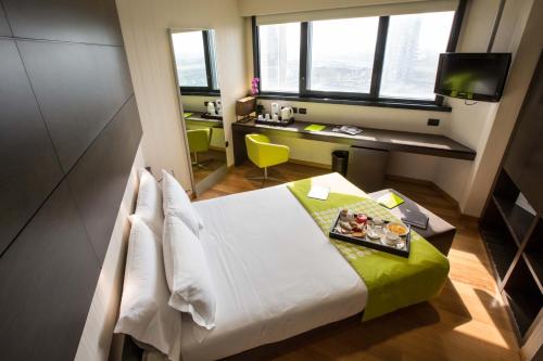 The Hub Hotel - image 4