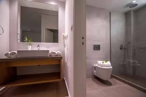 Lotus Hotel Apartments - main image