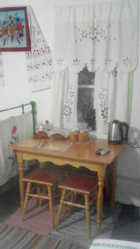 2 bedrooms, 5 beds