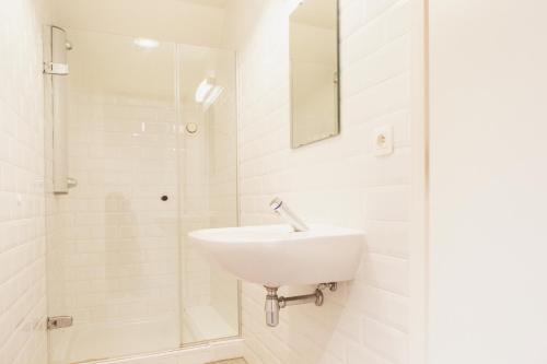 Snuffel Hostel - image 9