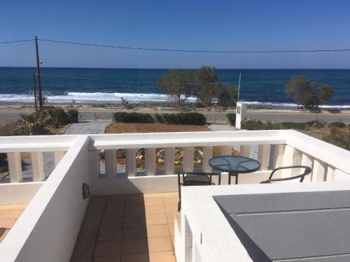 Anissaras Beach Appartement