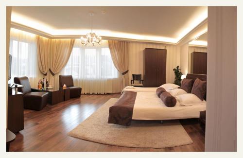 Triple Room with Balcony